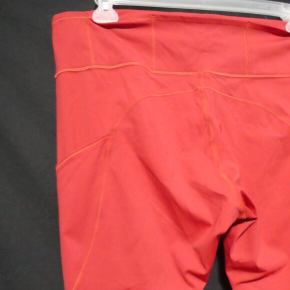 lululemon | size 18 | High-Rise Pant | | Side Leg Pockets | Mint Condition - Picture 10 of 15